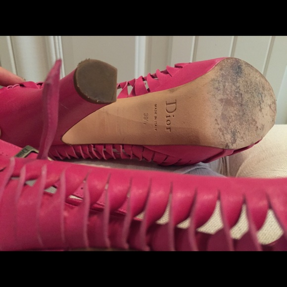 Authentic- CHRISTION DIOR HEELS - Picture 4 of 4